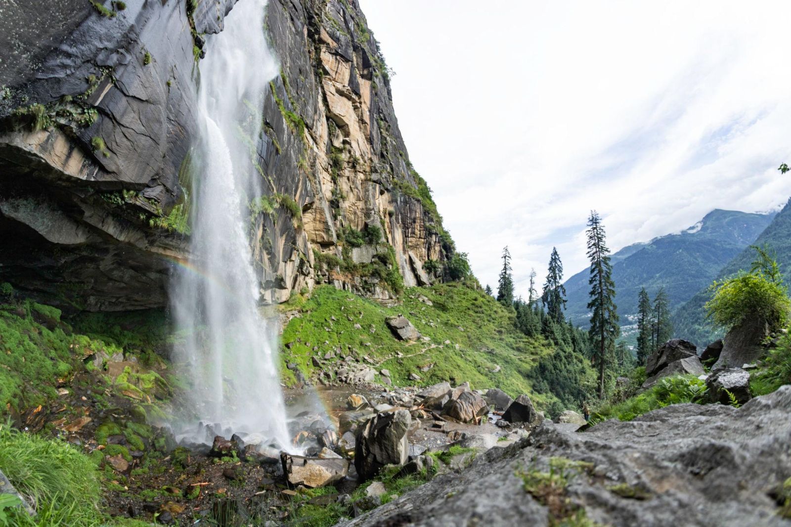 Jogini Waterfall near Vashisht, Manali